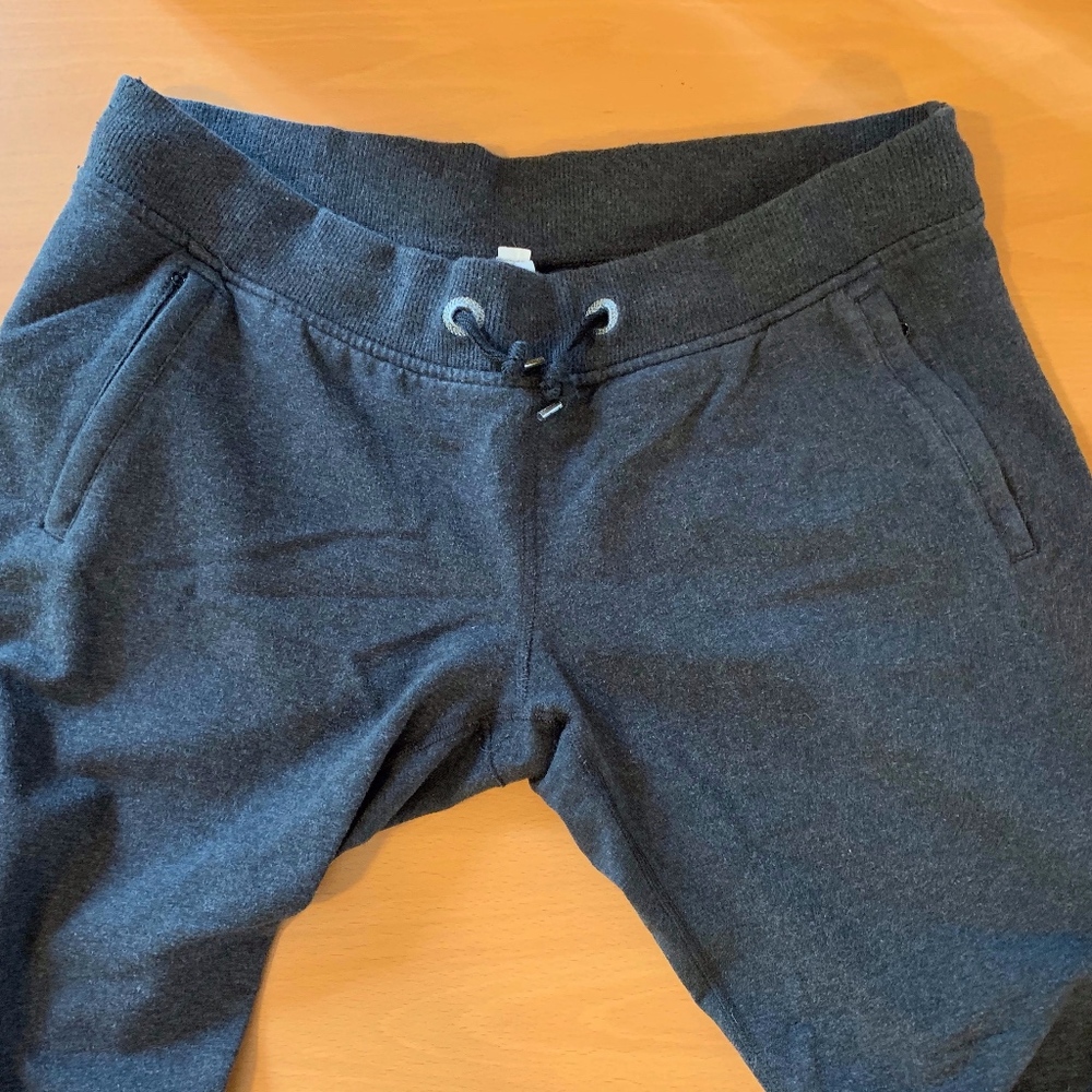 Lululemon Sz 10 Skinny Fit Low-Rise Sweatpants